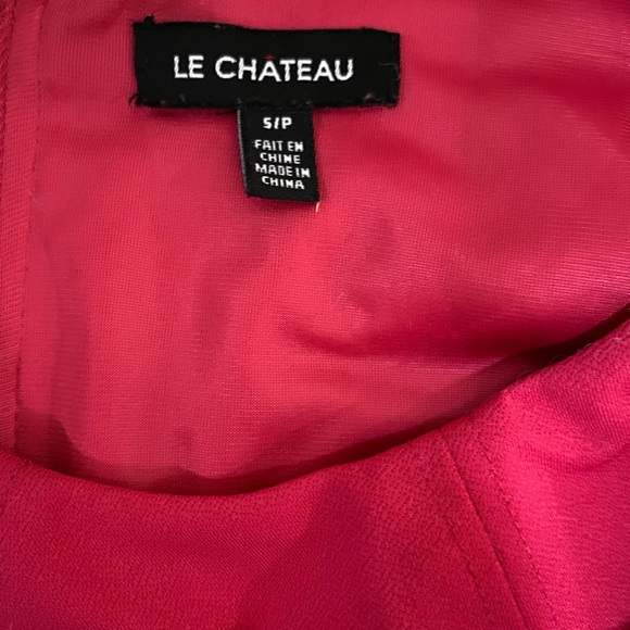 Le Chateau Hot Pink Peplum Top - Picture 4 of 4